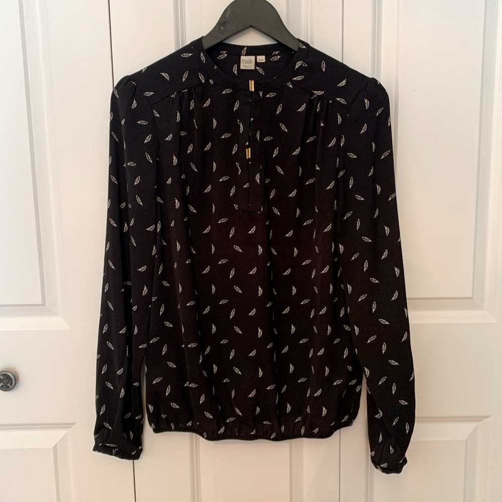 Black blouse